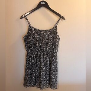 Forever 21 above the knee women’s dress